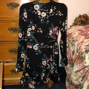Floral Side tie Dress Black and blue